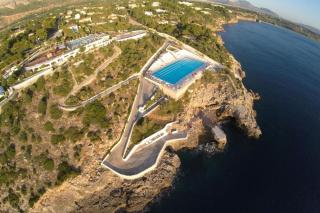 Perla del Golfo Resort